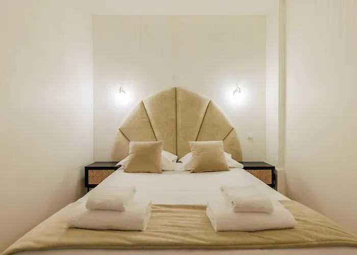 Modern - 2br-6p - Republique Apartament